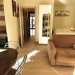 Apartment Climatise Avec Parking, 4 Pers, Centre - Fr-1-780-61 *