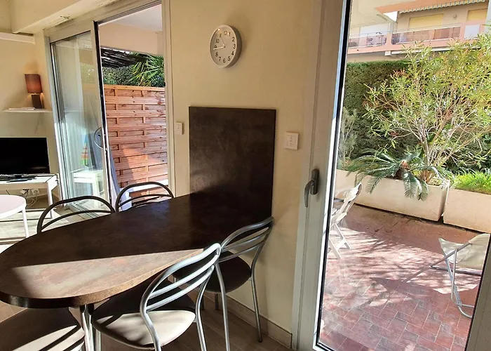 Climatise Avec Parking, 4 Pers, Centre - Fr-1-780-61 Apartment