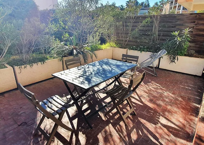 Climatise Avec Parking, 4 Pers, Centre - Fr-1-780-61