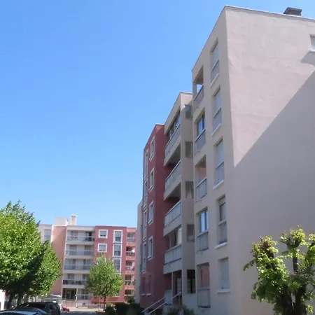 Avec Coin-nuit, Terrasse Et Parking, Centre Sainte-maxime, Proche Plages - 4 Pers. - Fr-1-780-61 * Сент-Максім
