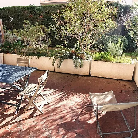 Avec Coin-nuit, Terrasse Et Parking, Centre Sainte-maxime, Proche Plages - 4 Pers. - Fr-1-780-61 Lägenhet