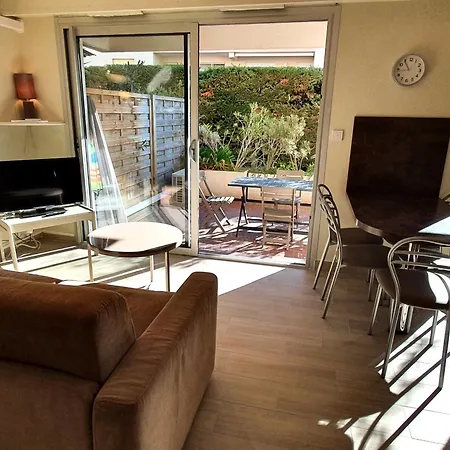 Lägenhet Avec Coin-nuit, Terrasse Et Parking, Centre Sainte-maxime, Proche Plages - 4 Pers. - Fr-1-780-61 Sainte-Maxime