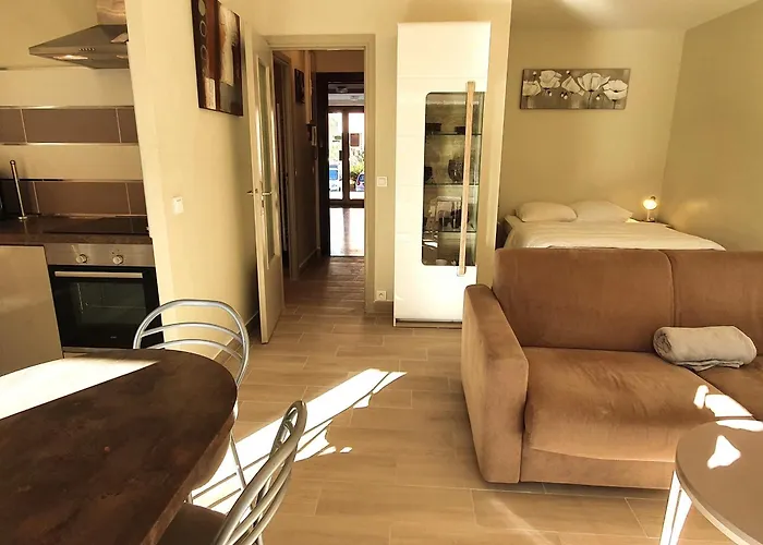 Appartement Climatise Avec Parking, 4 Pers, Centre - Fr-1-780-61 *