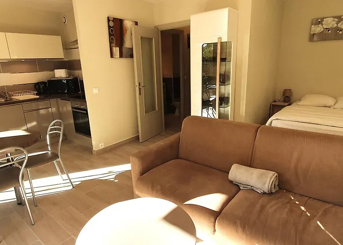 Appartement Climatise Avec Parking, 4 Pers, Centre - Fr-1-780-61 *